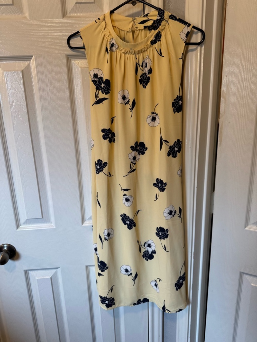Ann Taylor Yellow and Navy Floral Sleeveless Dress